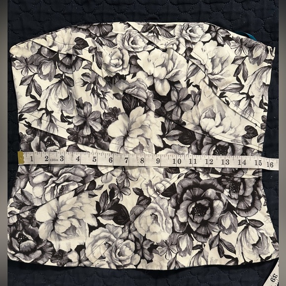 White House Black Market Black and White Floral Strapless Bustier - Picture 11 of 11